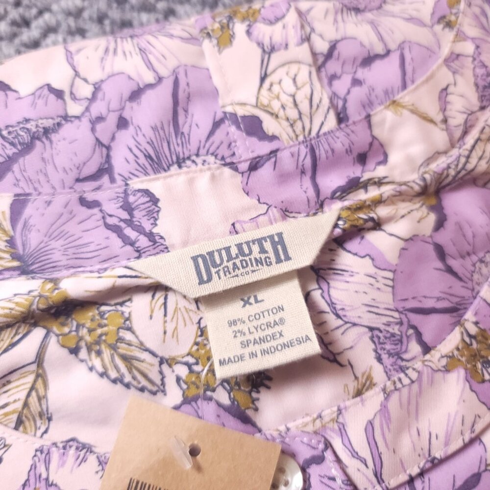 Duluth Womens Wrinkle Fighter Tunic No Gape Floral  Purple Button Shirt Pink - Picture 7 of 12
